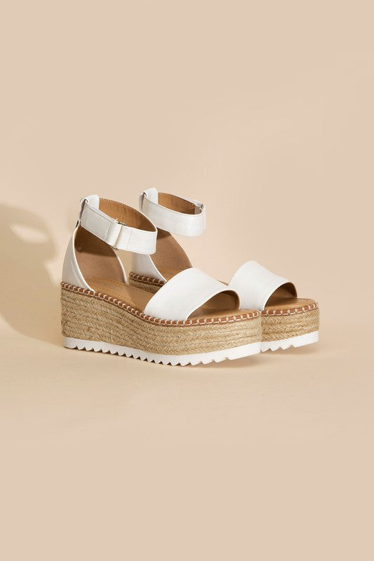 SANDALIAS PLATAFORMA TUCKIN-S