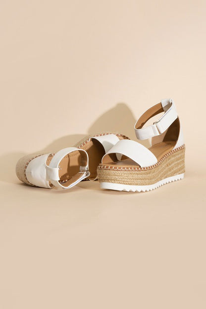 SANDALIAS PLATAFORMA TUCKIN-S