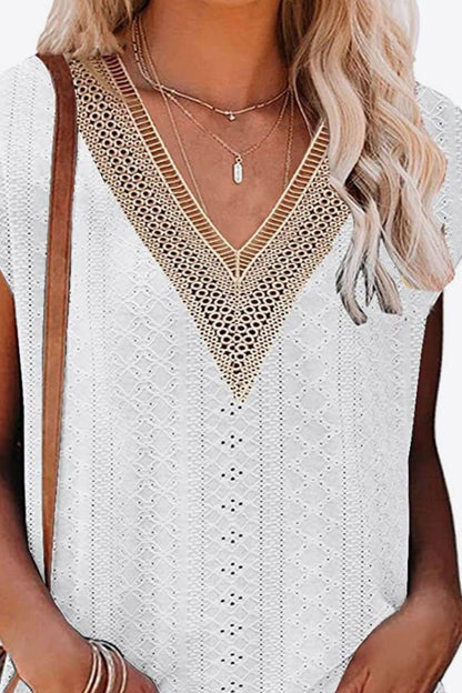 Eyelet Contrast V-Neck Tee - Dahlia Boutique