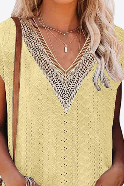 Eyelet Contrast V-Neck Tee - Dahlia Boutique