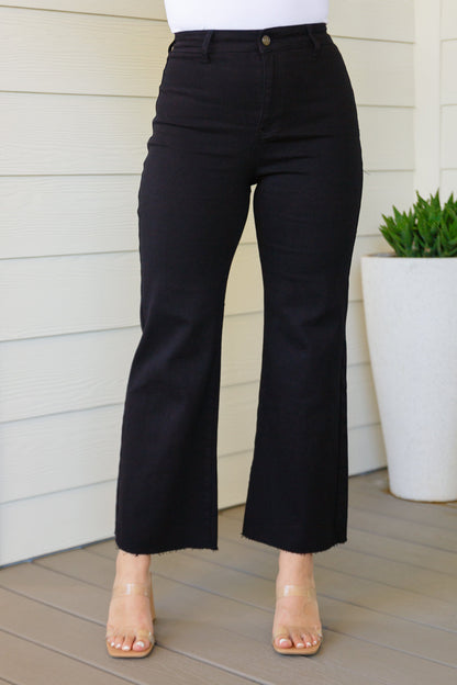 August High Rise Wide Leg Crop Jeans in Black - Dahlia Boutique