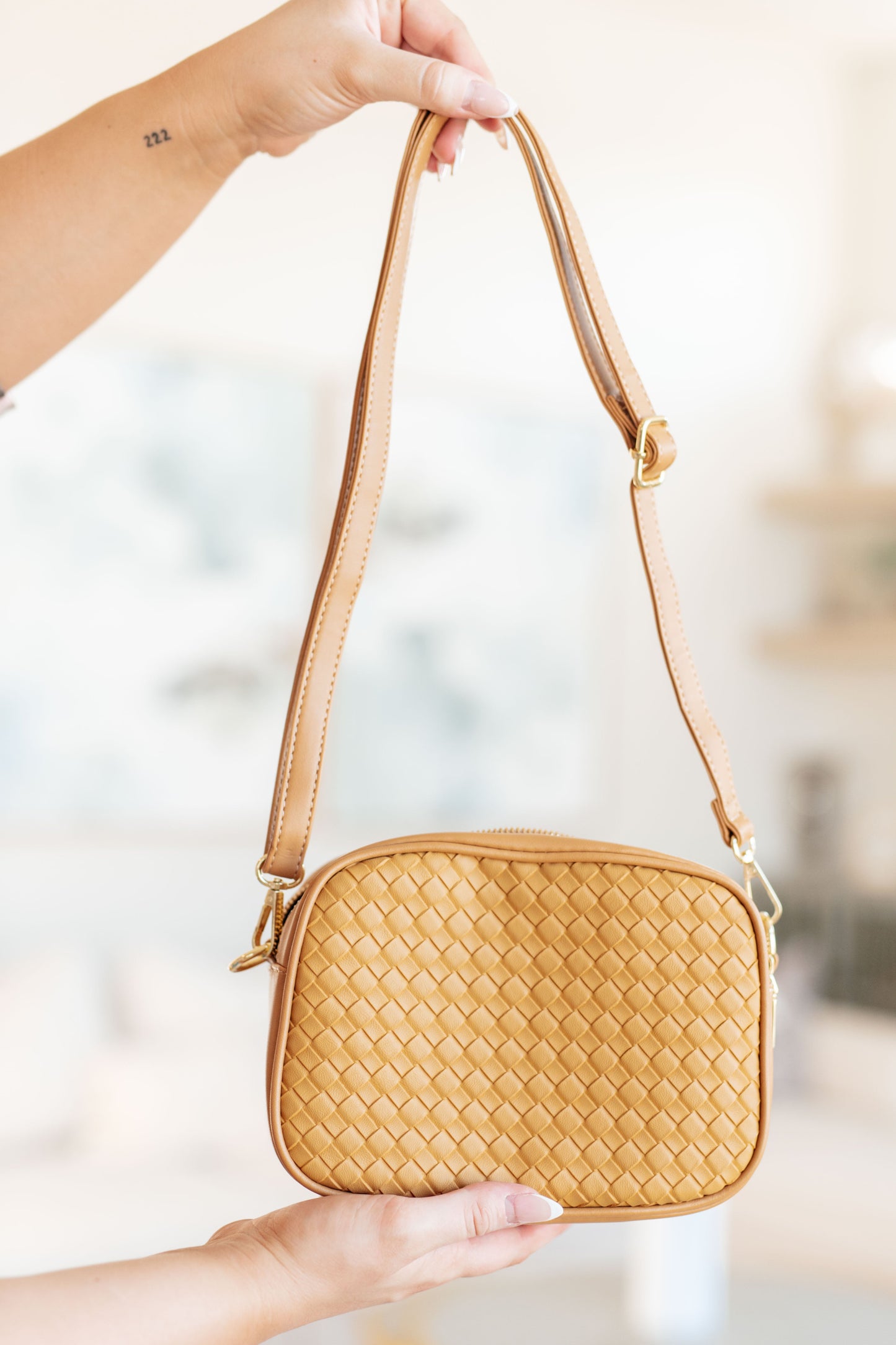 Golden Hour Crossbody - Dahlia Boutique