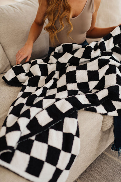 Penny Blanket Single Cuddle Size in Black Check - Dahlia Boutique