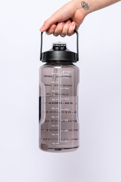 Elevated Water Tracking Bottle in Black - Dahlia Boutique