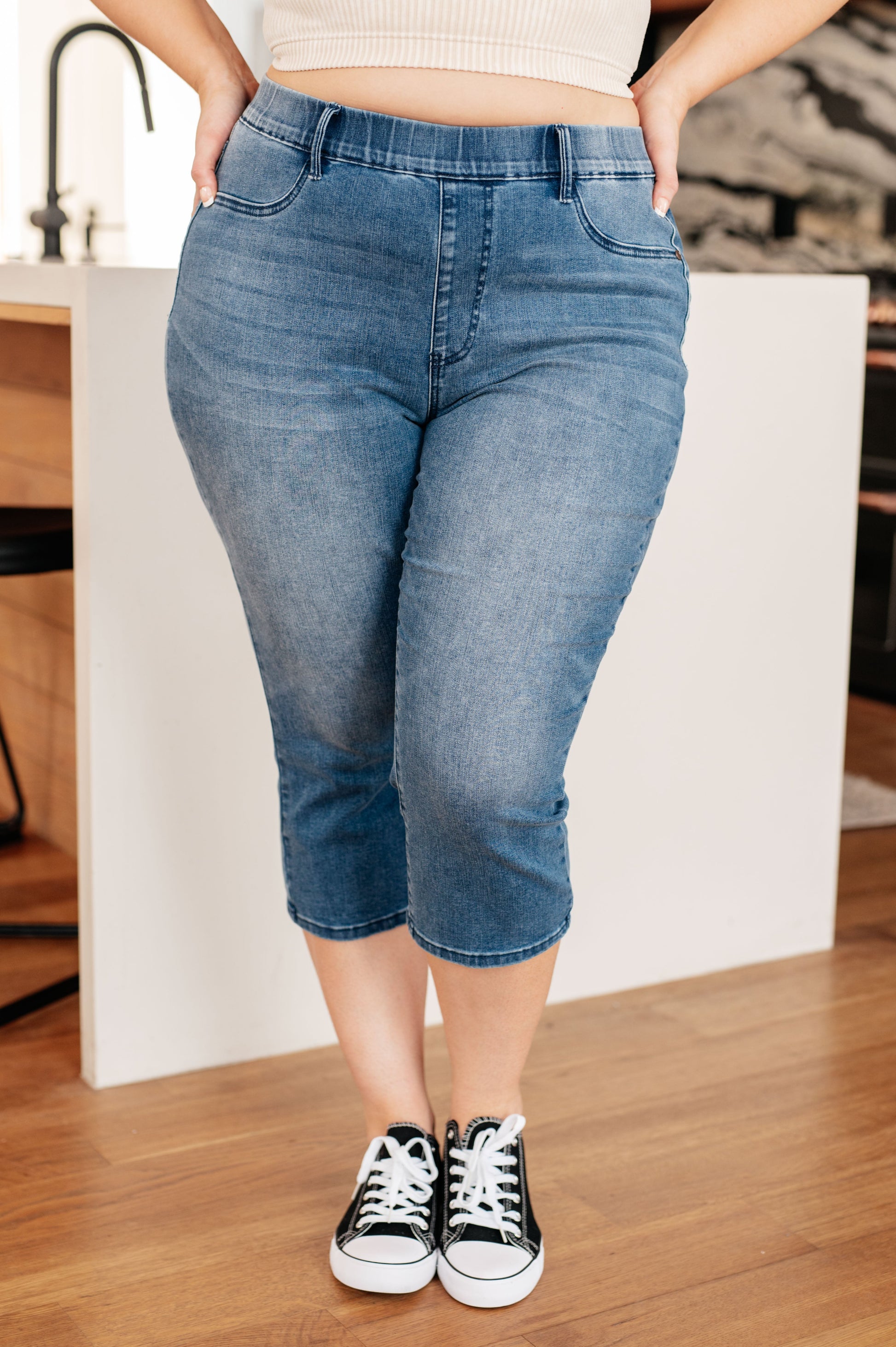 Emily High Rise Cool Denim Pull On Capri Jeans - Dahlia Boutique