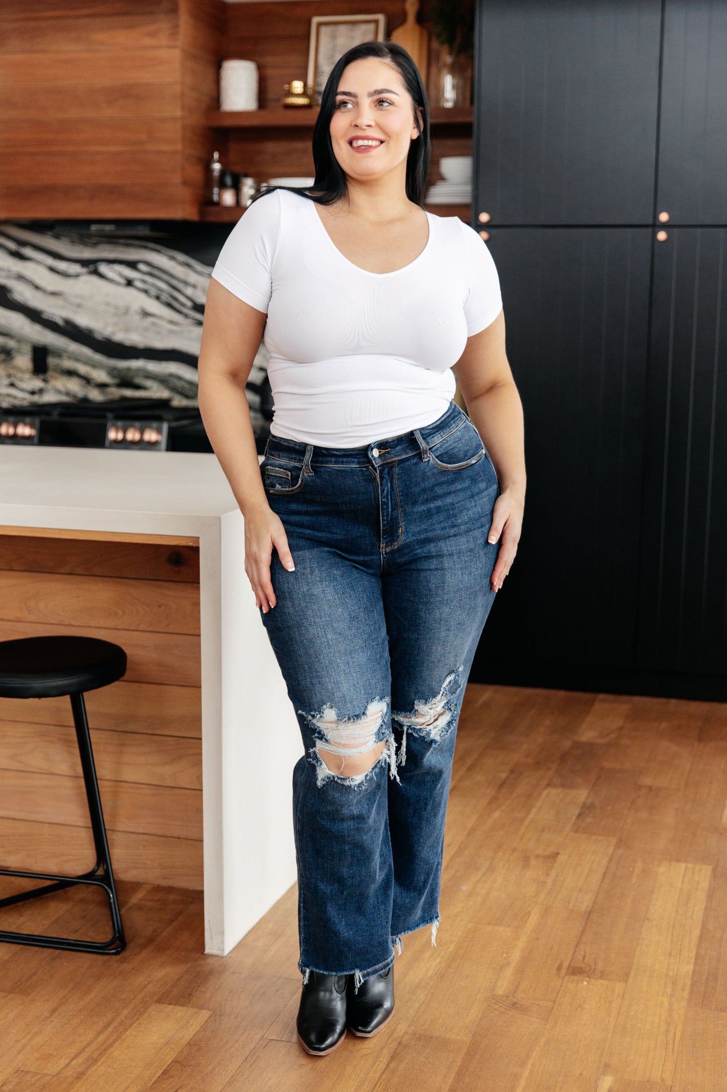 Everyday Scoop Neck Short Sleeve Top in White - Dahlia Boutique