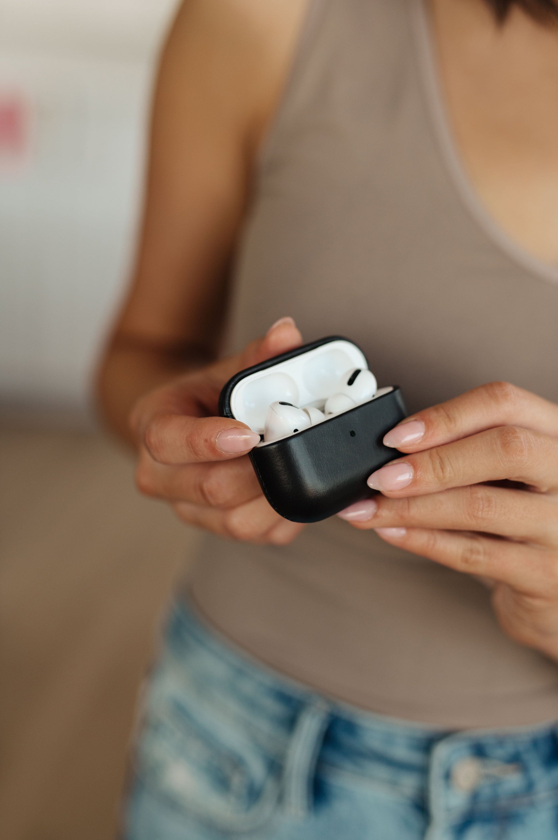 Genuine Leather Airpod Pro Protective Case in Black - Dahlia Boutique