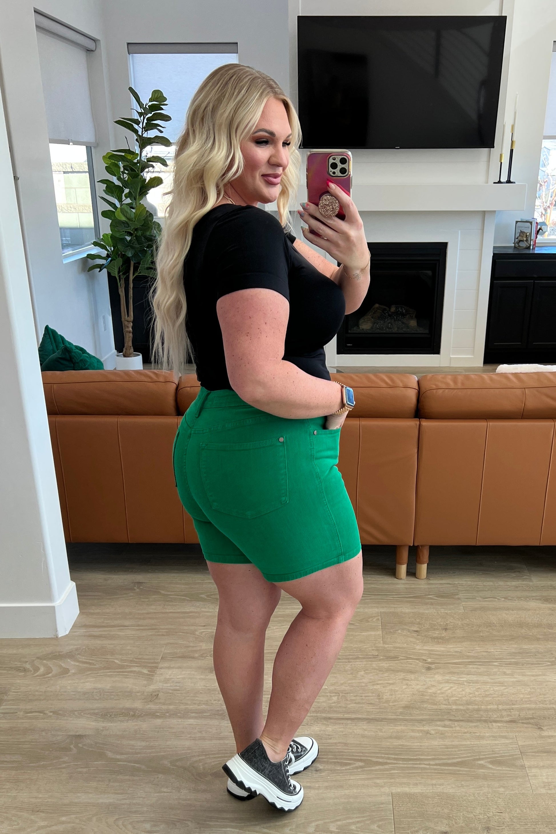 Jenna High Rise Control Top Cuffed Shorts in Green - Dahlia Boutique