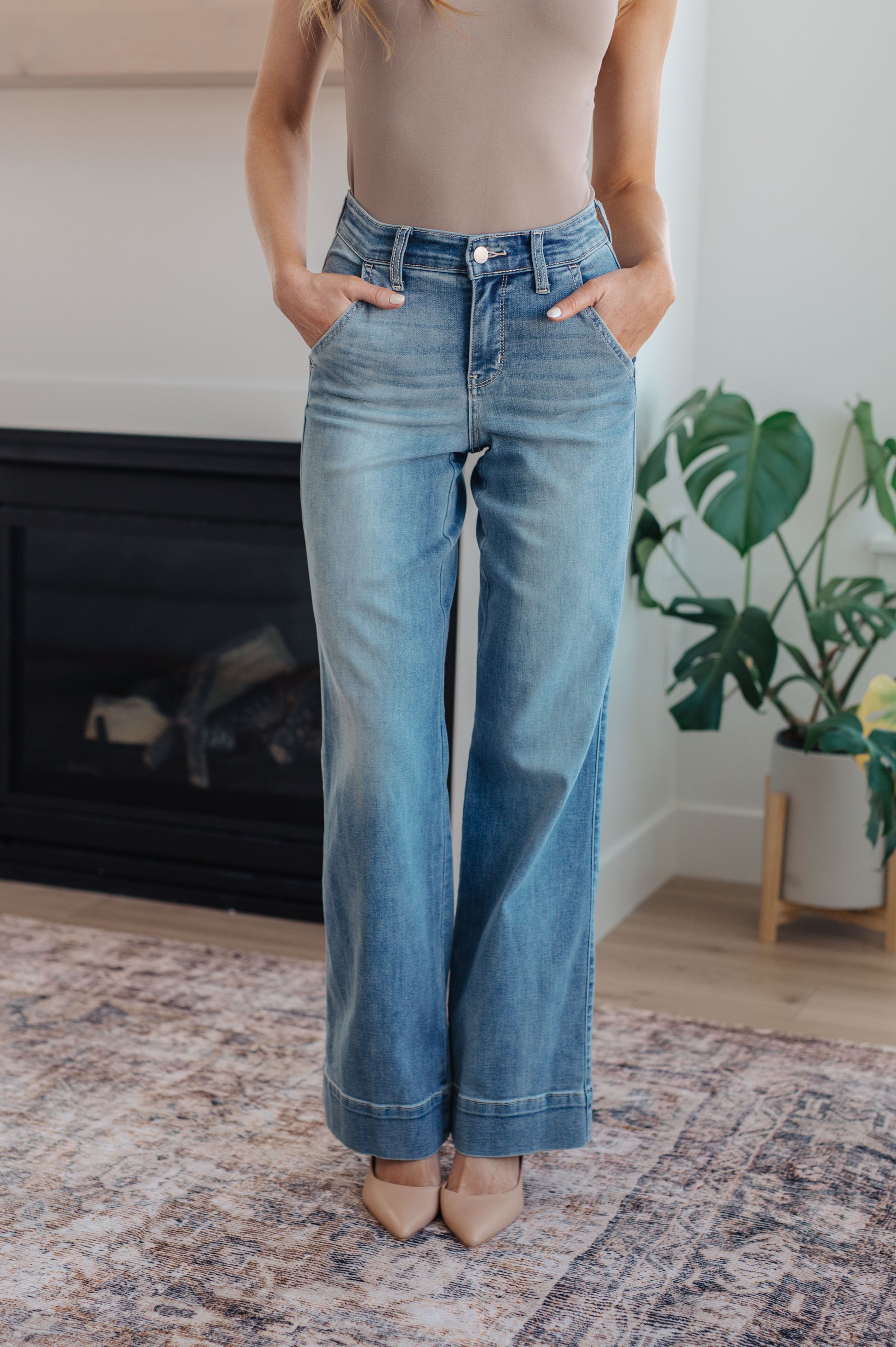 Mindy Mid Rise Wide Leg Jeans - Dahlia Boutique