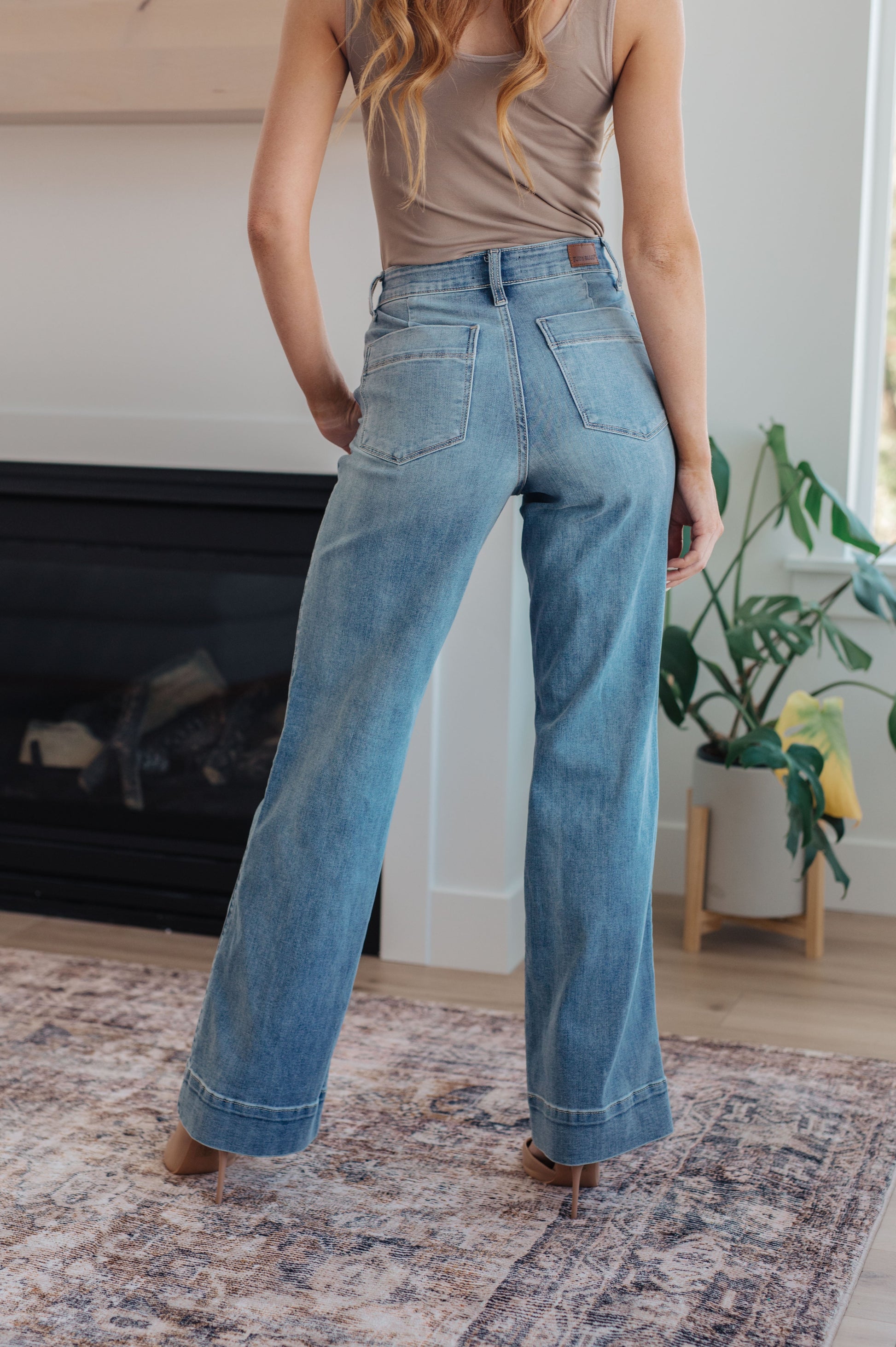 Mindy Mid Rise Wide Leg Jeans - Dahlia Boutique