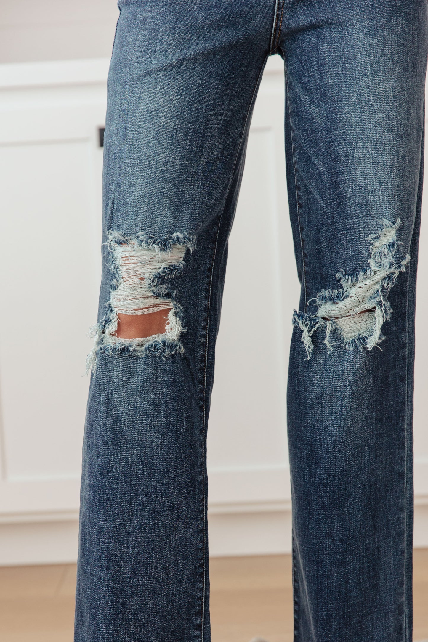 Rose High Rise 90's Straight Jeans in Dark Wash - Dahlia Boutique