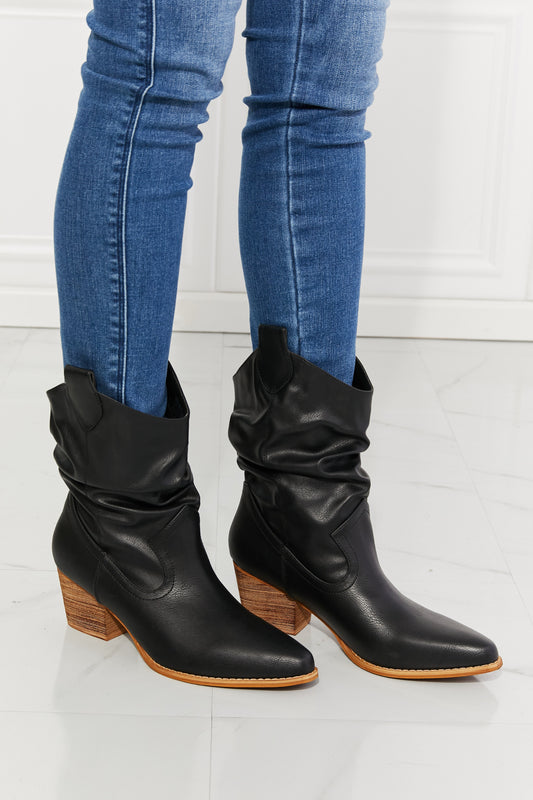 MMShoes Better in Texas Scrunch Cowboy Boots in Black - Dahlia Boutique